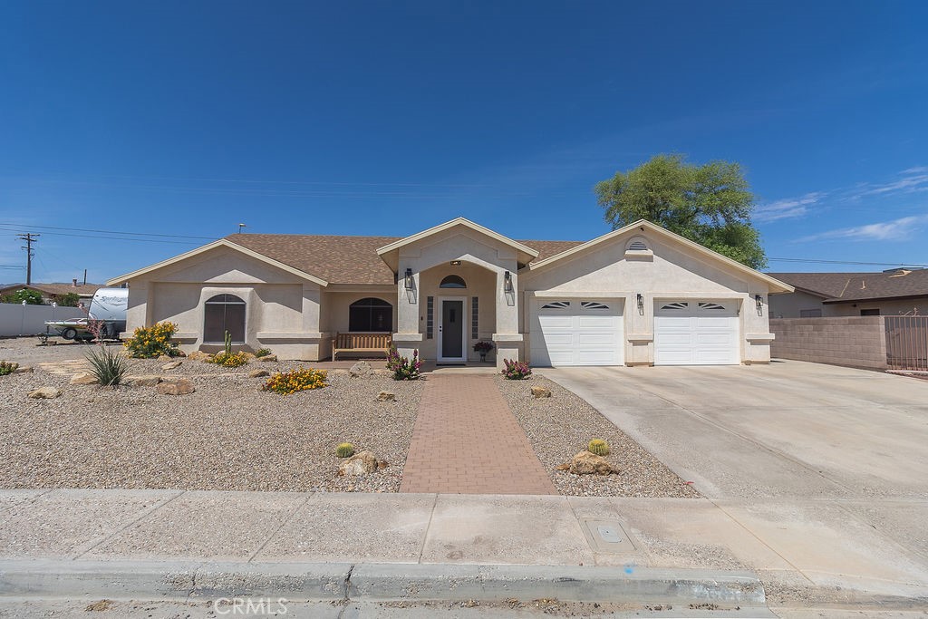 2060 Carty Way Needles, CA 92363 - Photo 2 of 55