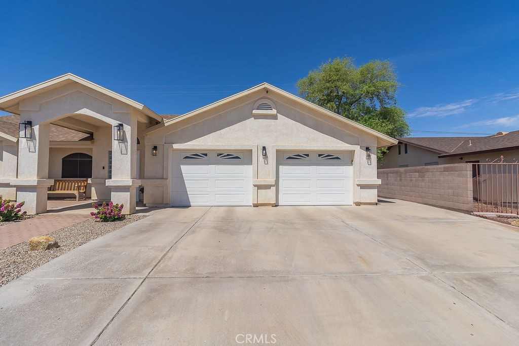 2060 Carty Way Needles, CA 92363 - Photo 4 of 55
