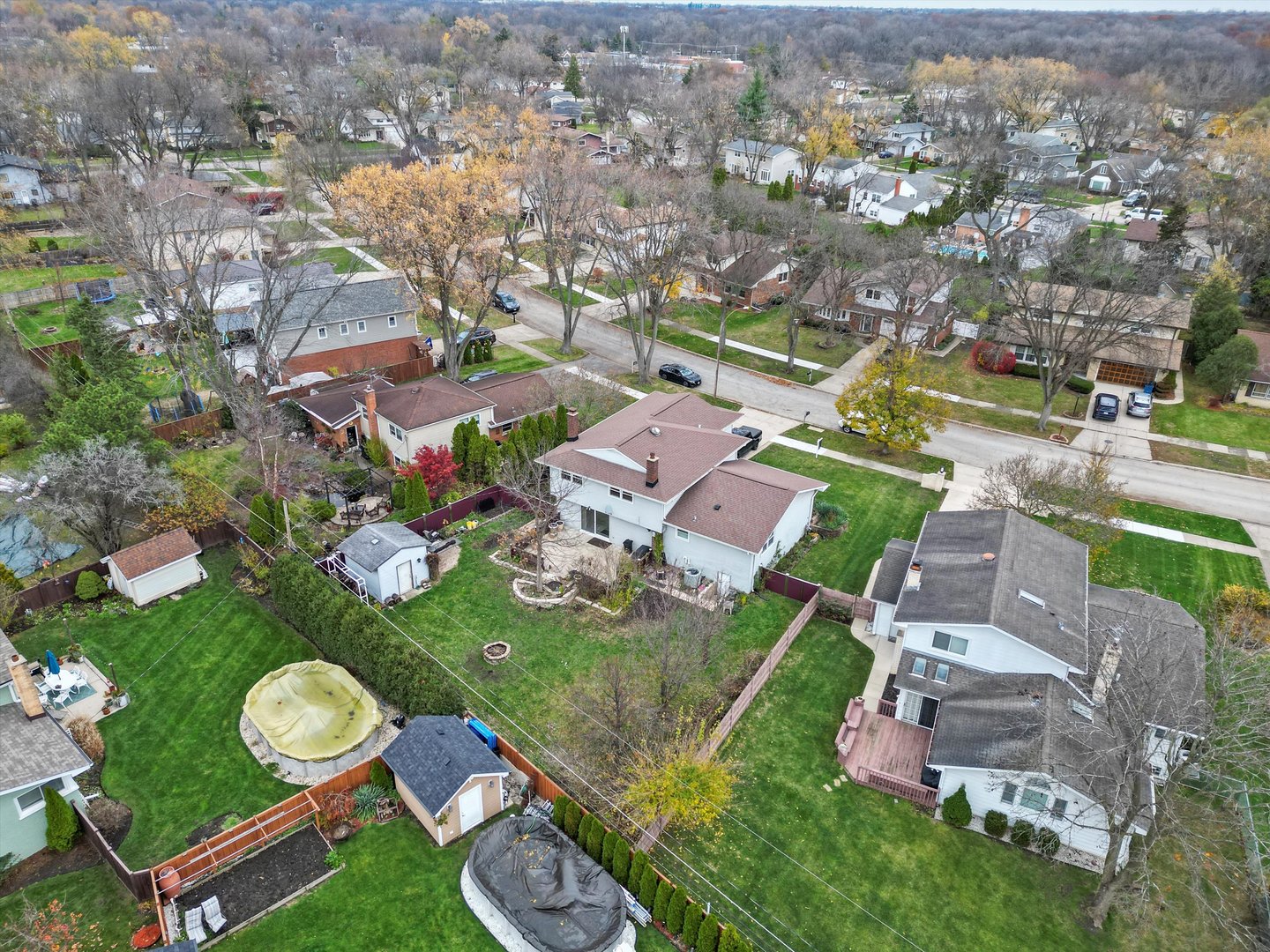912 Sumac Lane Mount Prospect, IL 60056 - Photo 31 of 41 an aerial view of a residential houses with outdoor space and street view