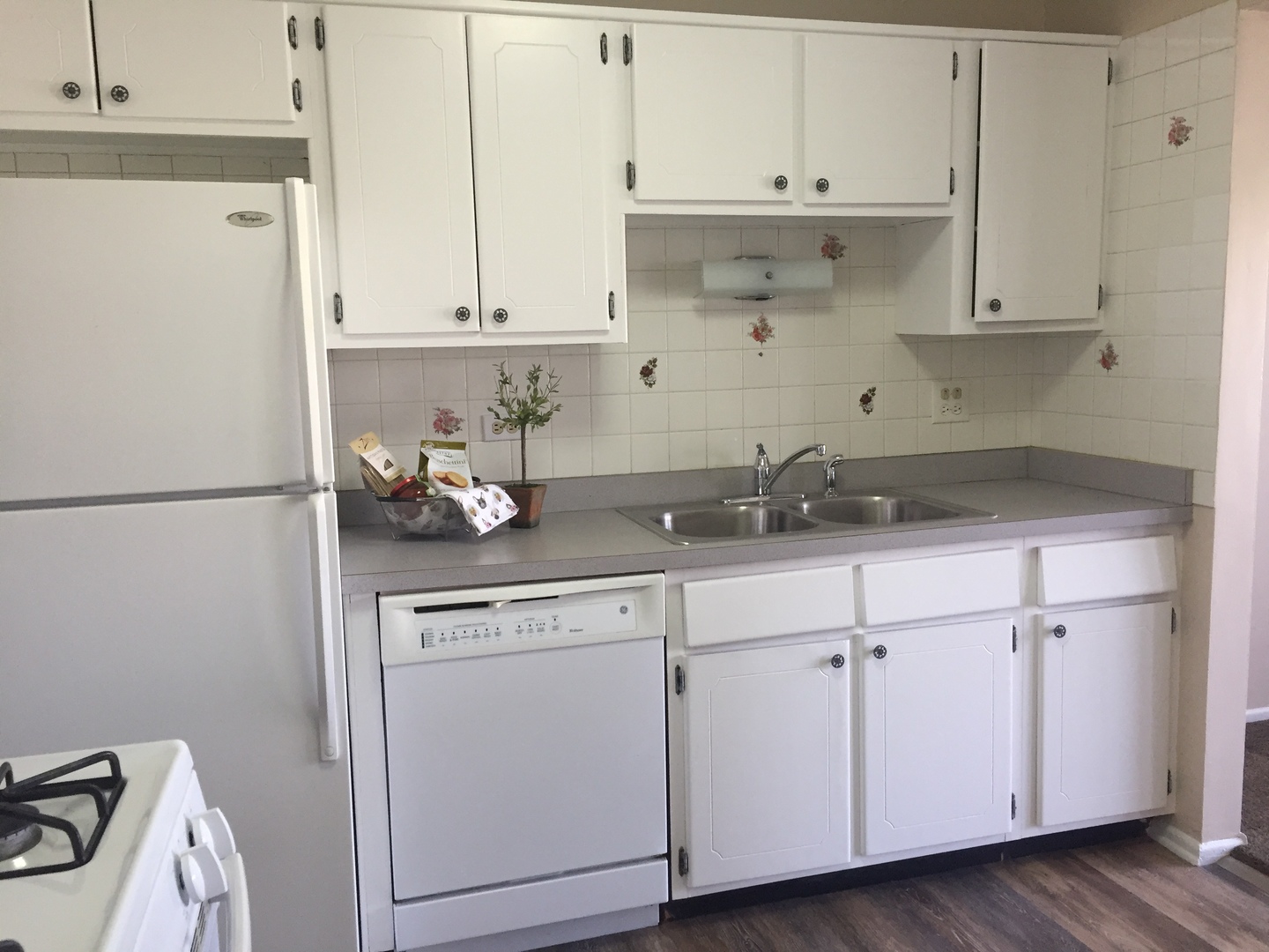1550 7 Pines Road, Unit 2C Schaumburg, IL 60193 - Photo 10 of 25