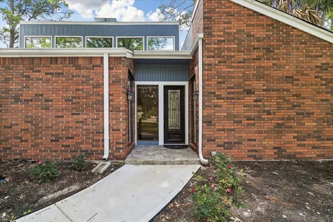 $349,000 | 1906 River Falls Drive, Houston, TX 77339