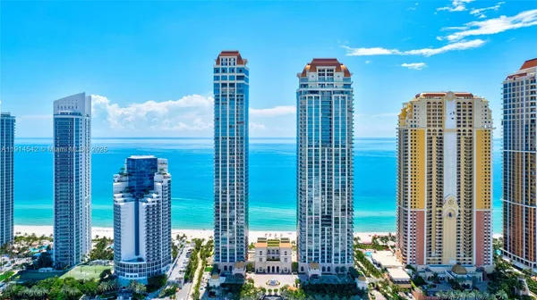 $19,950,000 | 17901 Collins Avenue, Unit TS3405/07, Sunny Isles Beach, FL 33160
