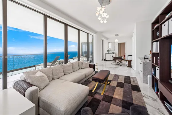 $19,950,000 | 17901 Collins Avenue, Unit TS3405/07, Sunny Isles Beach, FL 33160