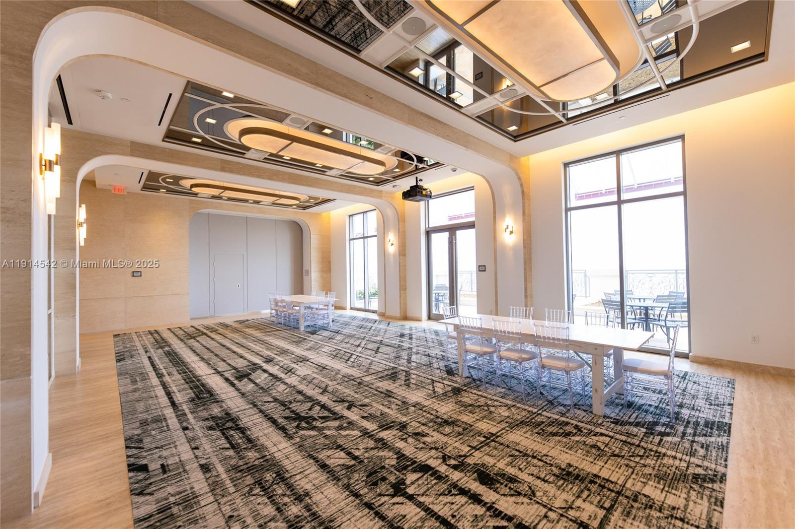 17901 Collins Avenue, Unit TS3405/07 Sunny Isles Beach, FL 33160 - Photo 44 of 47 a view of a living room