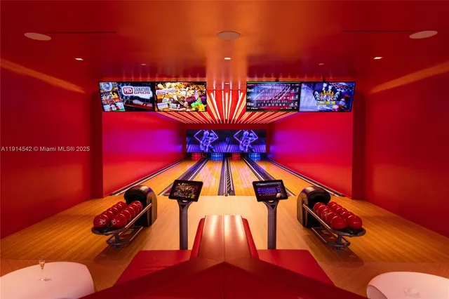 $19,950,000 | 17901 Collins Avenue, Unit TS3405/07, Sunny Isles Beach, FL 33160