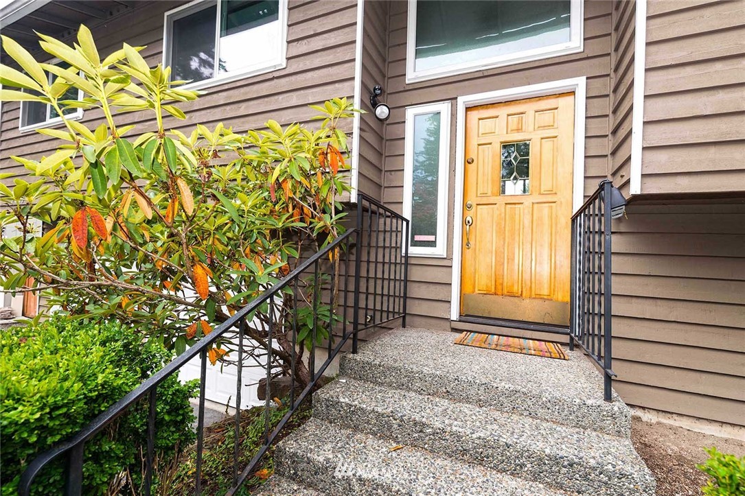2401 177th Street Southeast Bothell, WA 98012 - Photo 2 of 25