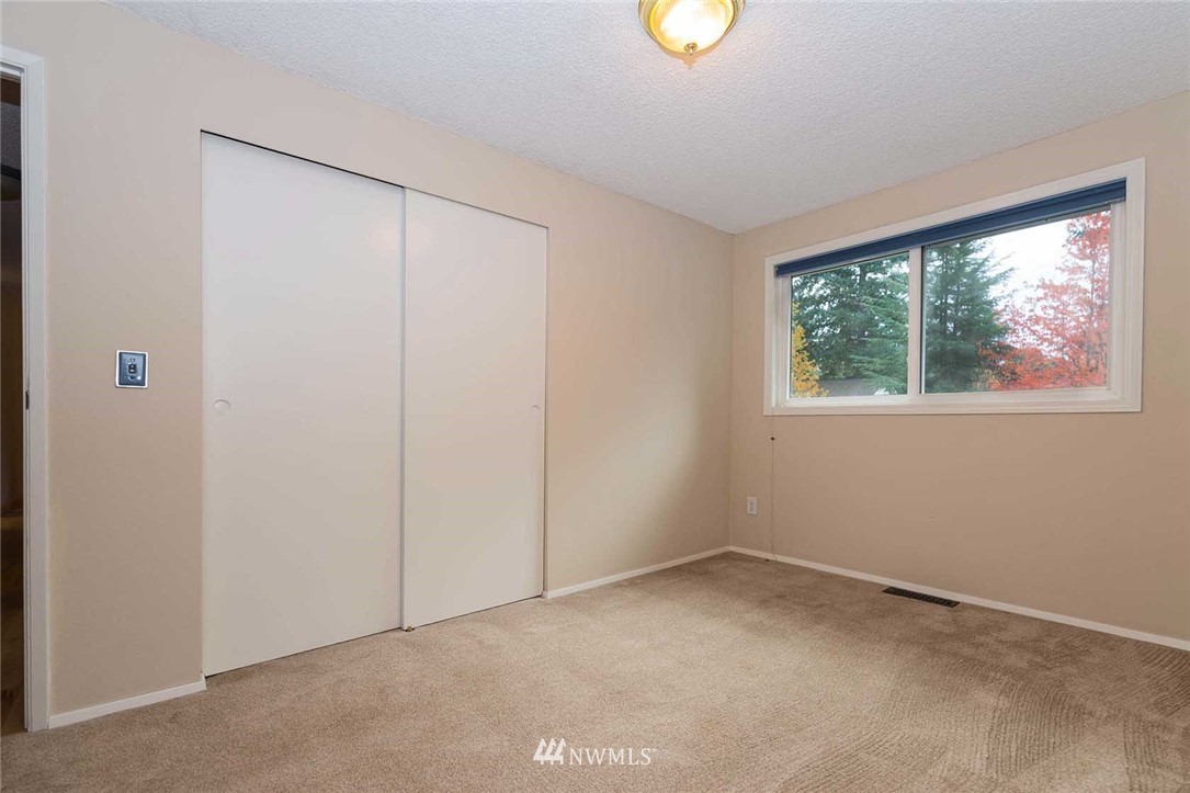 2401 177th Street Southeast Bothell, WA 98012 - Photo 13 of 25