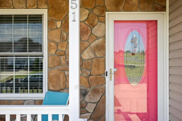 $319,999 | 51 Thoroughbred Circle, Lexington, VA 24450