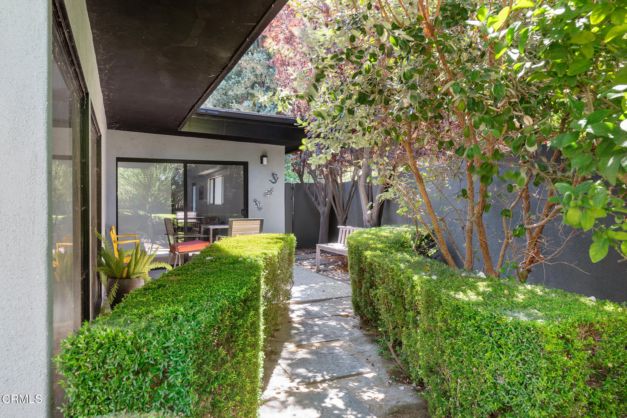 3581 Valley Meadow Road Sherman Oaks, CA 91403 - Photo 8 of 30