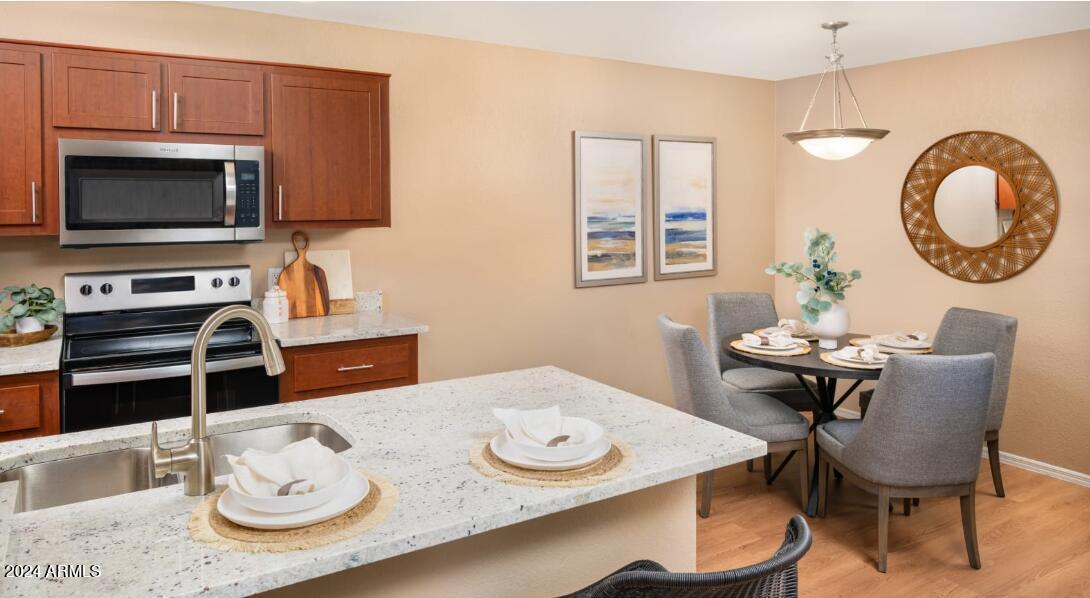 13440 North 44th Street, Unit 2 Phoenix, AZ 85032 - Photo 4 of 15 Dining Room