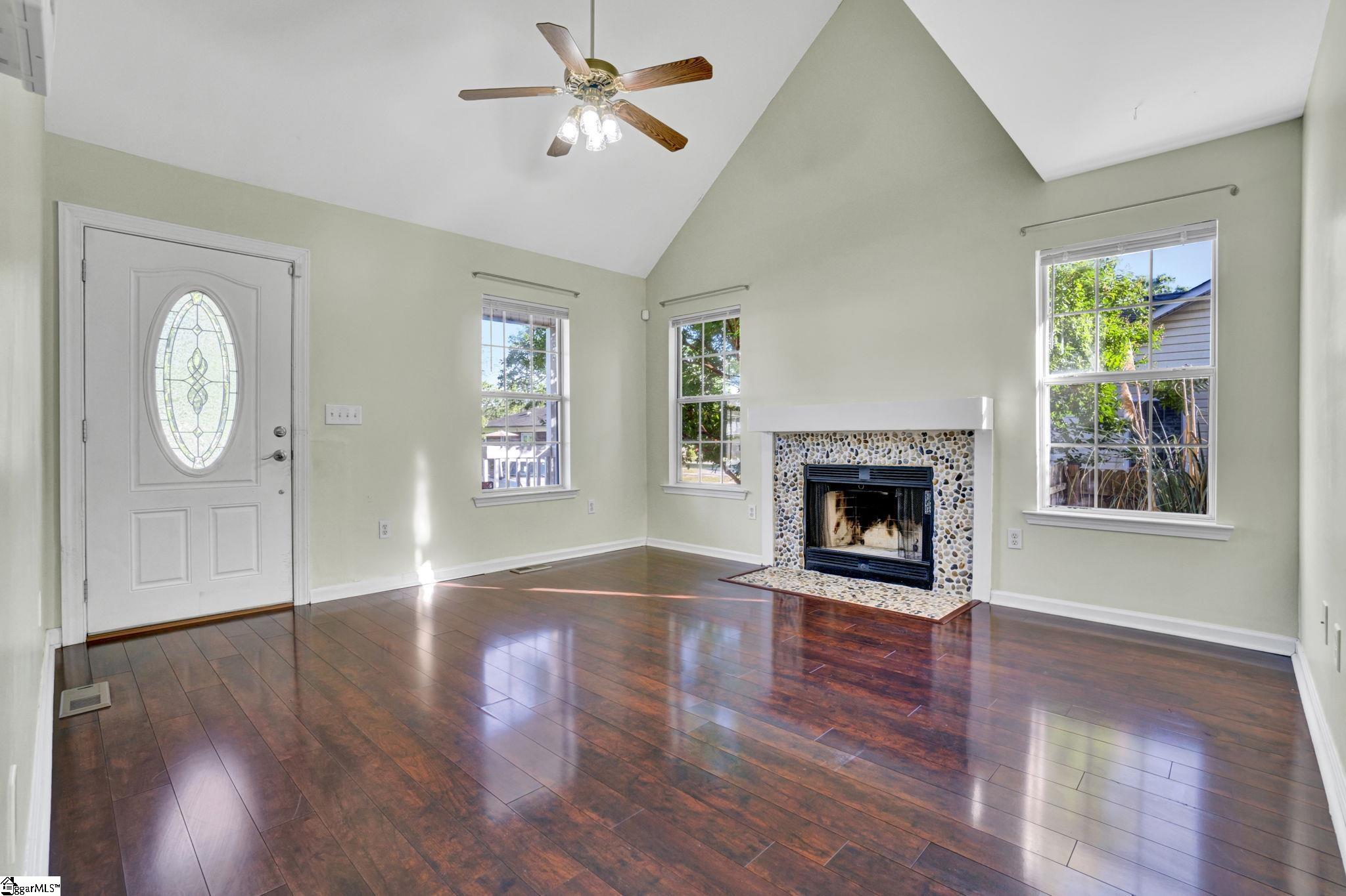 7 Haley Court Greenville, SC 29607 - Photo 11 of 48