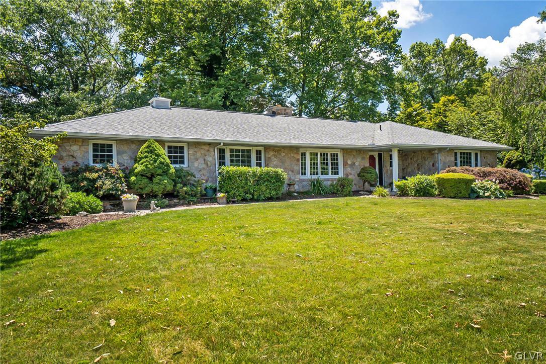 4400 Fairway Drive Easton, PA 18045 - Photo 2 of 50 Gallery Image 2