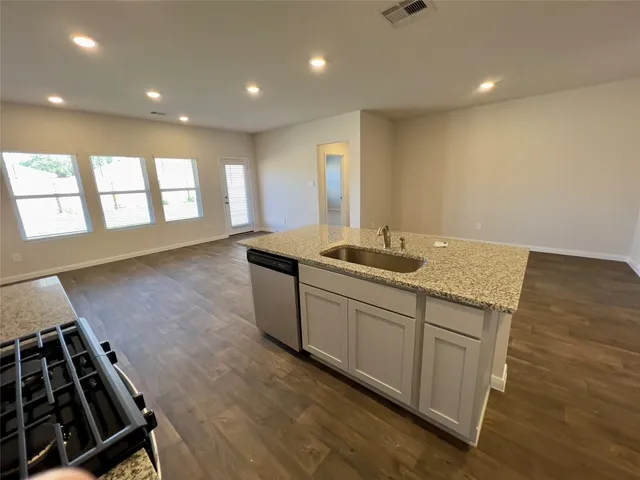 $2,200 | 314 Addison Place, Lockhart, TX 78644