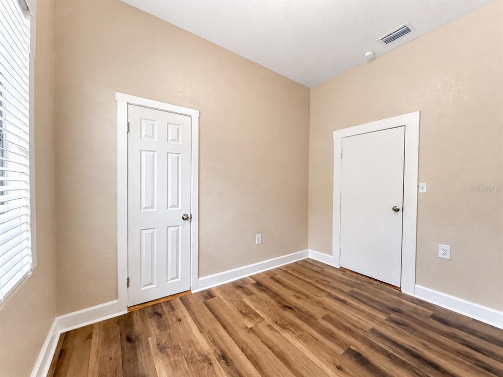 2124 West Chestnut Street Tampa, FL 33607 - Photo 17 of 20