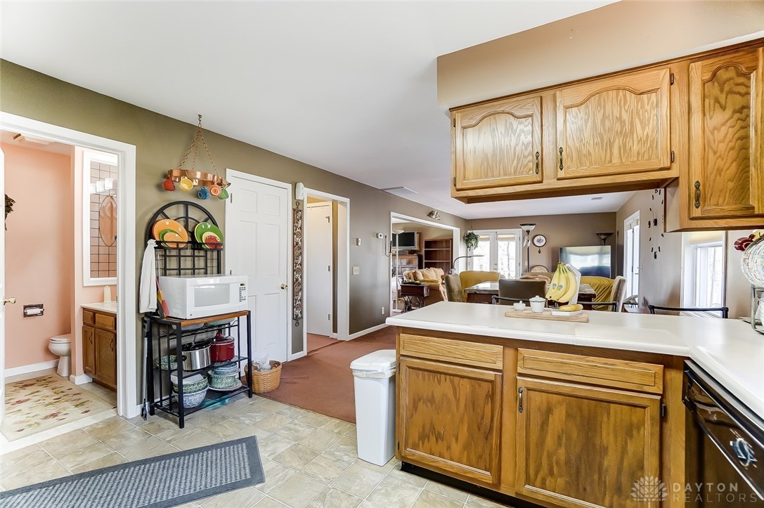 3550 East Pitchin Road Springfield, OH 45502 - Photo 24 of 73