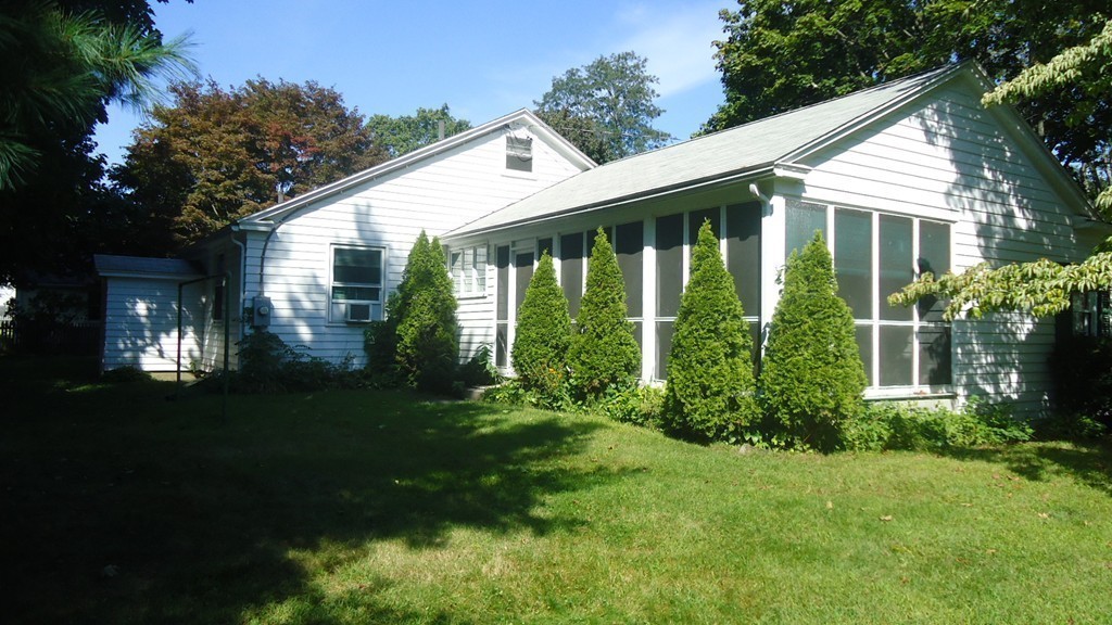 23 Gleason Road Northampton, MA 01060 - Photo 5 of 21 Gallery Image 5