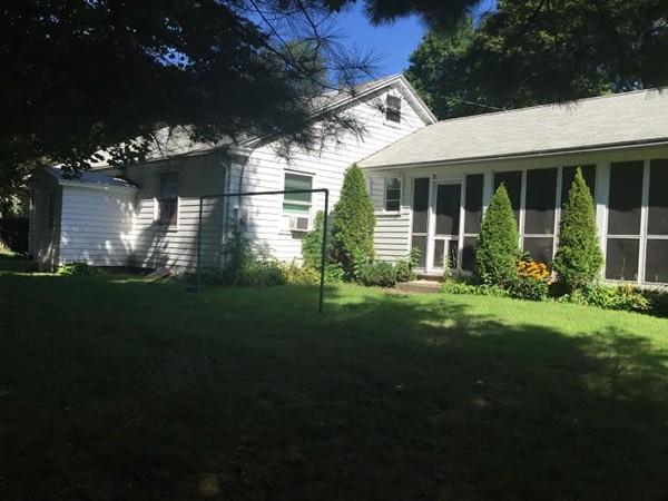 23 Gleason Road Northampton, MA 01060 - Photo 7 of 21 Gallery Image 7