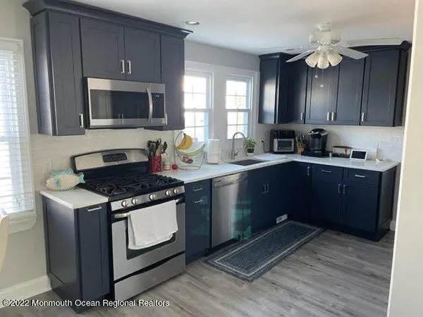 $1,900 | 111 Guyer Avenue, Unit DOWN, Lavallette, NJ 08735