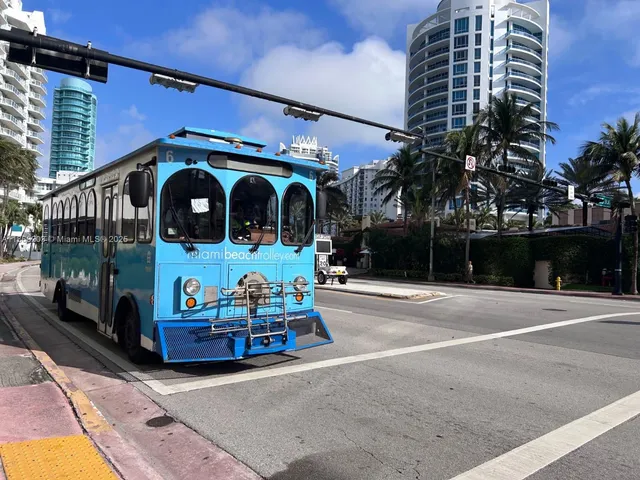 $3,100 | 5880 Collins Avenue, Unit 1007, Miami Beach, FL 33140