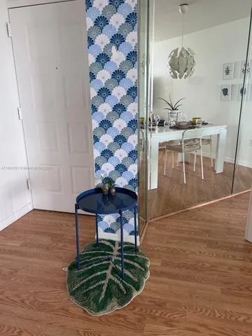 $3,100 | 5880 Collins Avenue, Unit 1007, Miami Beach, FL 33140