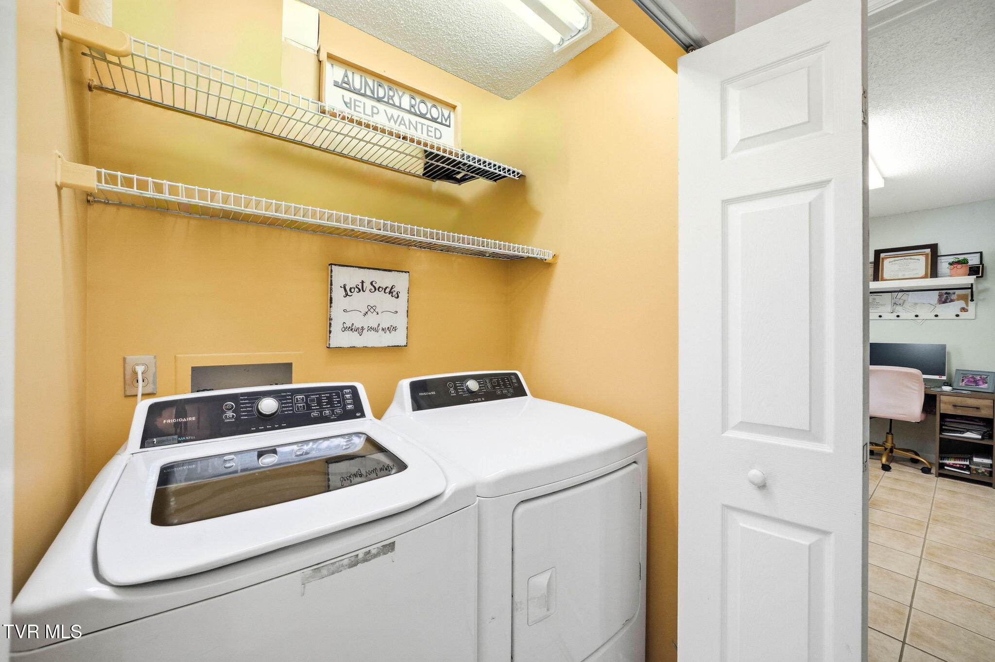 340 Lewis Lane Kingsport, TN 37660 - Photo 17 of 43 24-web-or-mls-340_Lewis Ln-30