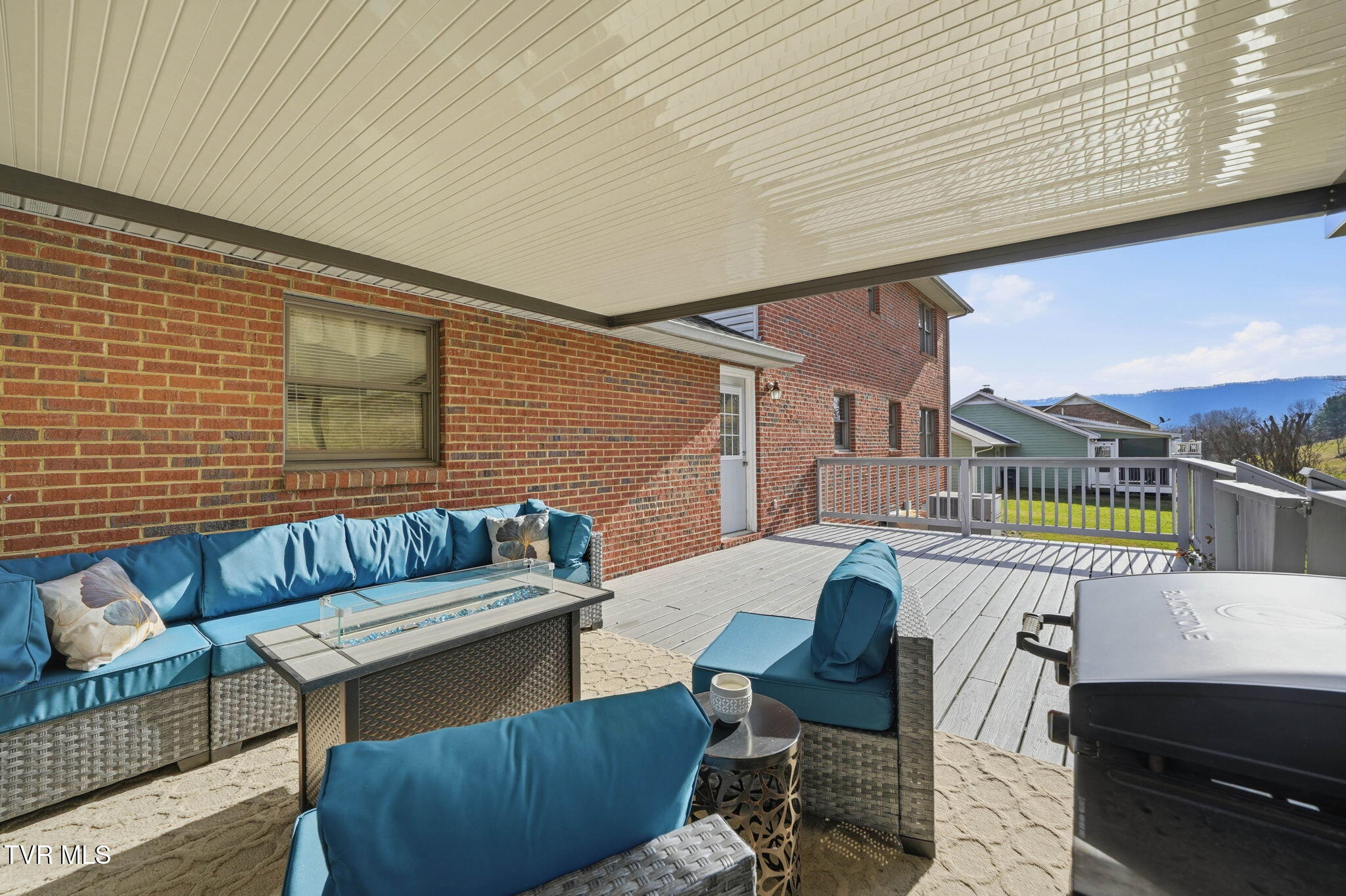 340 Lewis Lane Kingsport, TN 37660 - Photo 20 of 43 26-web-or-mls-340_Lewis Ln-32