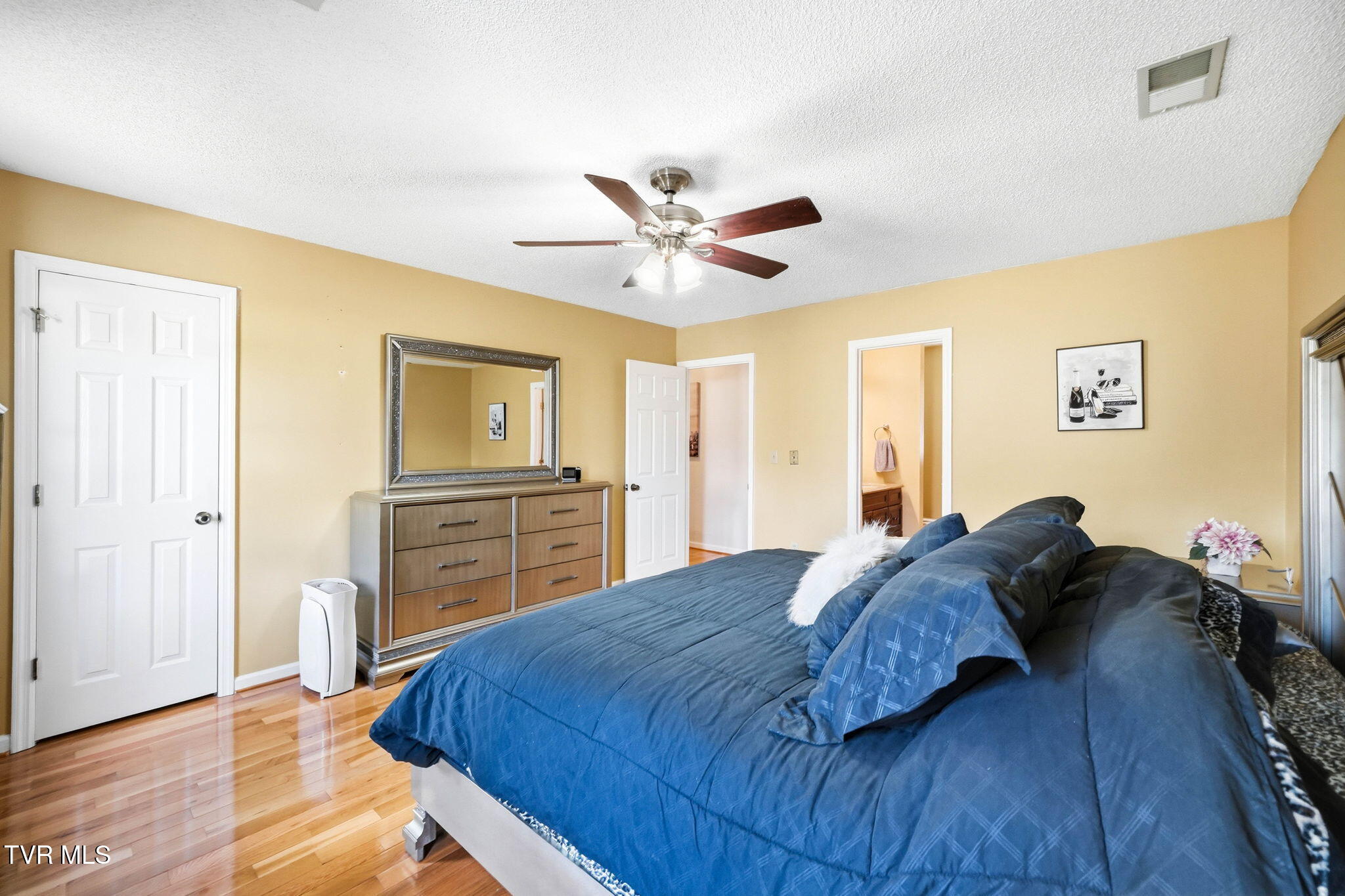 340 Lewis Lane Kingsport, TN 37660 - Photo 26 of 43 13-web-or-mls-340_Lewis Ln-20