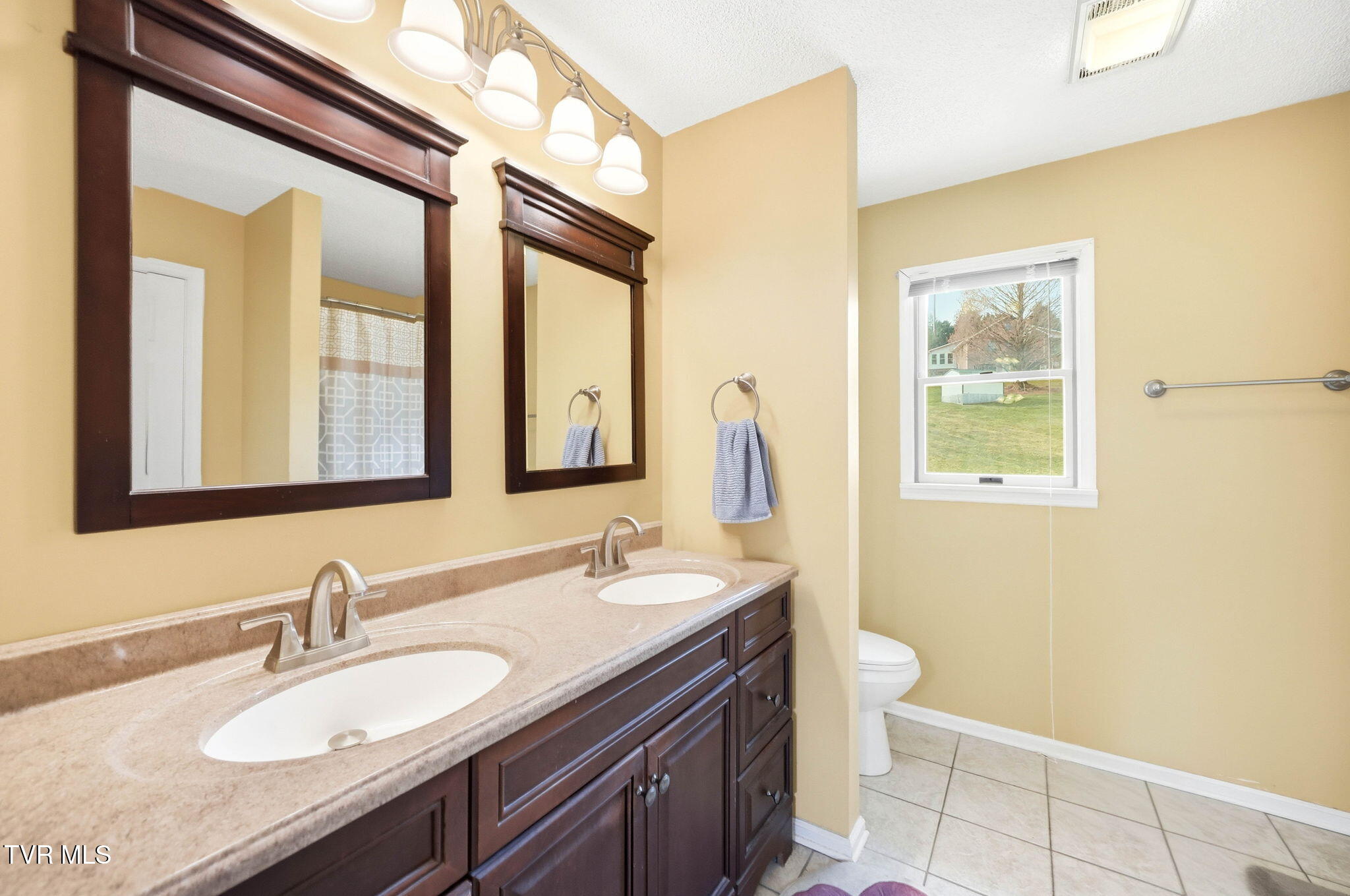 340 Lewis Lane Kingsport, TN 37660 - Photo 28 of 43 14-web-or-mls-340_Lewis Ln-21