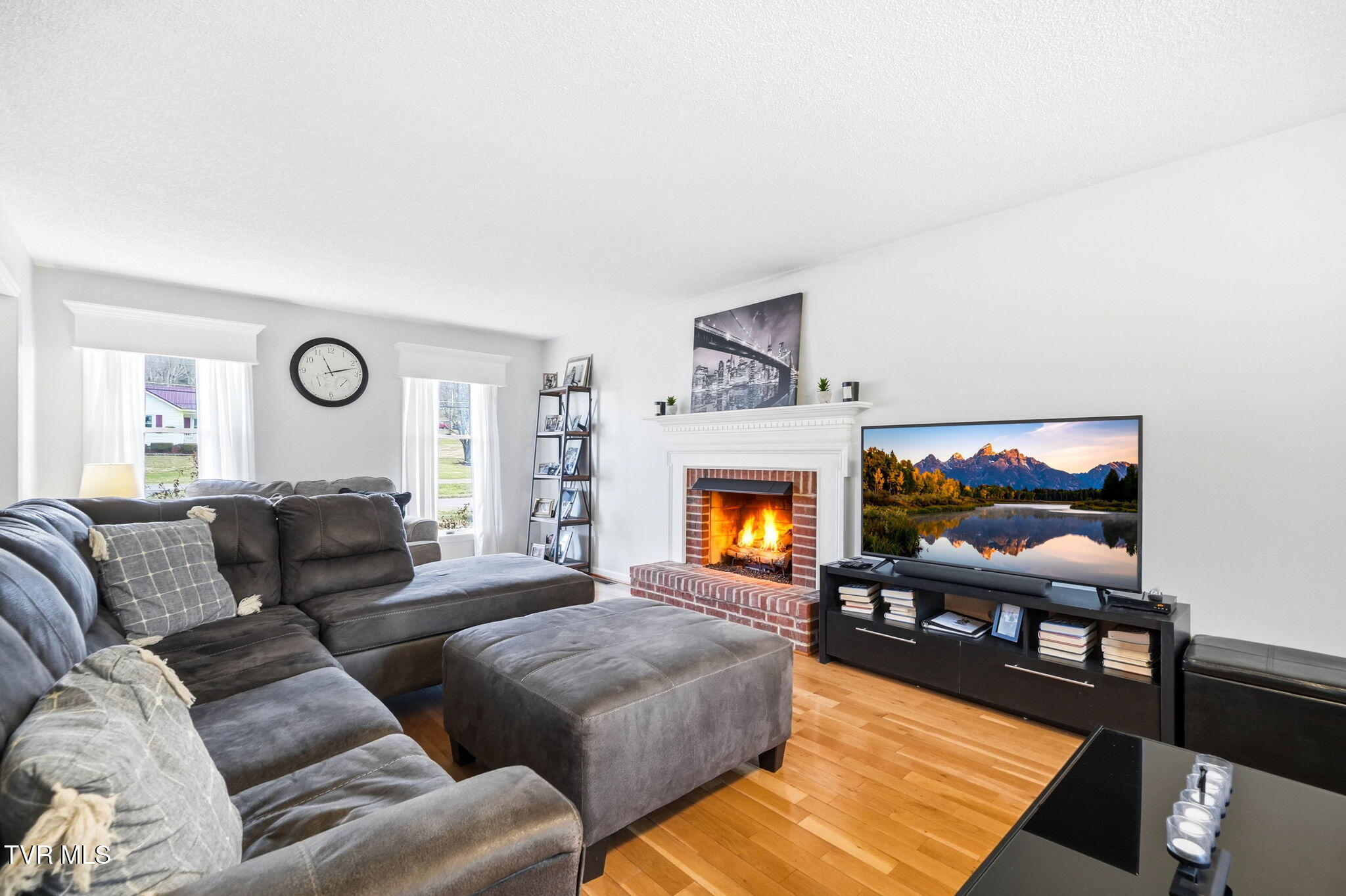 340 Lewis Lane Kingsport, TN 37660 - Photo 7 of 43 39-web-or-mls-340_Lewis Ln-5