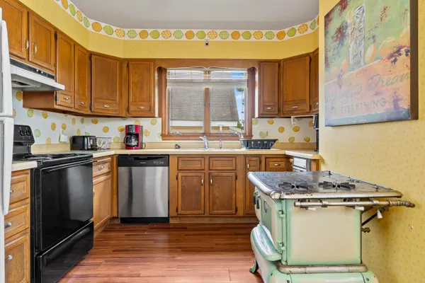 $470,000 | 476 Main Street, Lewiston, ME 04240