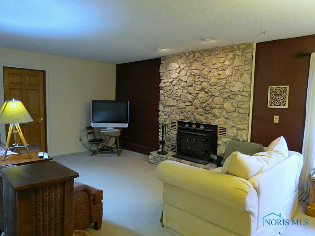 27624 Standley Road Defiance, OH 43512 - Photo 4 of 19 Gallery Image 4