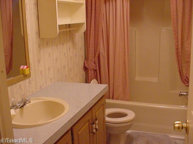 7736 Grapevine Road Lewisville, NC 27023 - Photo 9 of 13 Bath. Main