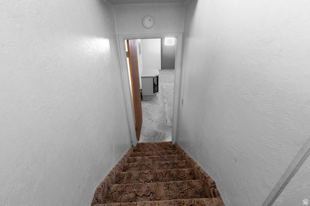 1208 East Tidwell Road Loa, UT 84747 - Photo 29 of 40 Stairs featuring a textured wall
