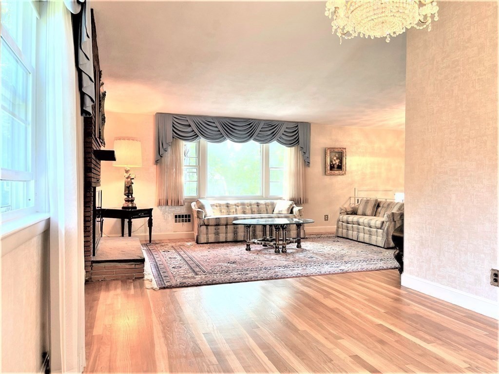 91 Hoitt Road Belmont, MA 02478 - Photo 13 of 41 Gallery Image 13