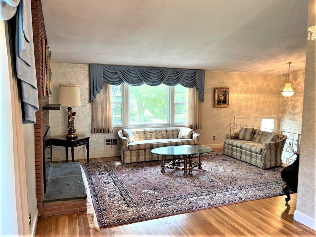 91 Hoitt Road Belmont, MA 02478 - Photo 15 of 41 Gallery Image 15