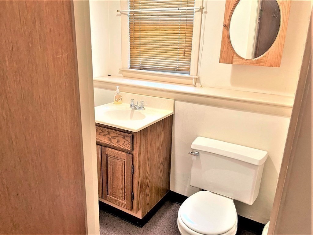 91 Hoitt Road Belmont, MA 02478 - Photo 36 of 41 Gallery Image 36