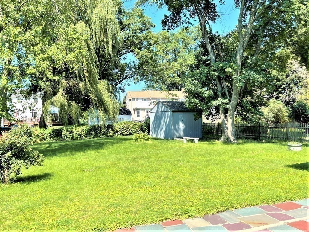 91 Hoitt Road Belmont, MA 02478 - Photo 40 of 41 Gallery Image 40