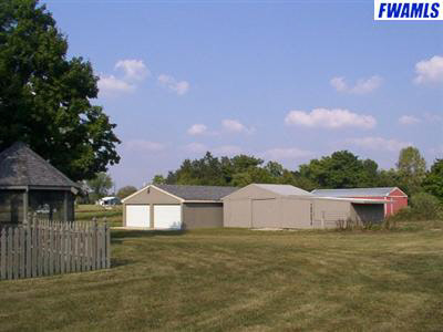 4521 North County Line Road West Huntertown, IN 46748 - Photo 3 of 4