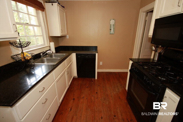 13 Homer Street Mobile, AL 36607 - Photo 12 of 19 Kitchen View 2