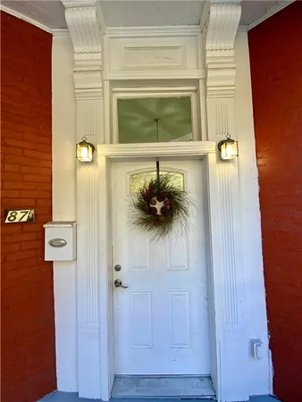 $2,100 | 87 1/2 Steuben Street, Pittsburgh, PA 15220