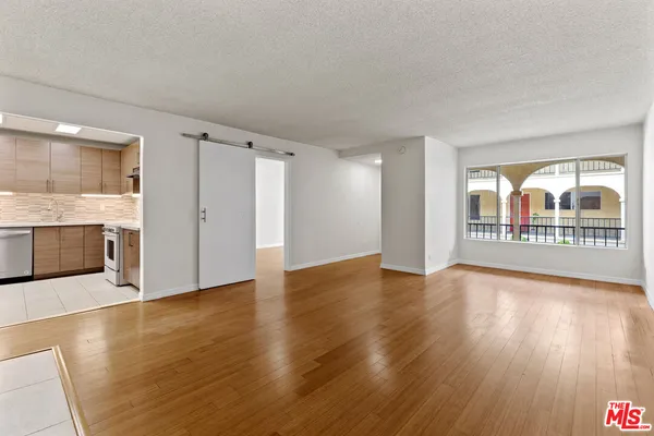 $4,150 | 1033 6th Street, Unit 203, Santa Monica, CA 90403