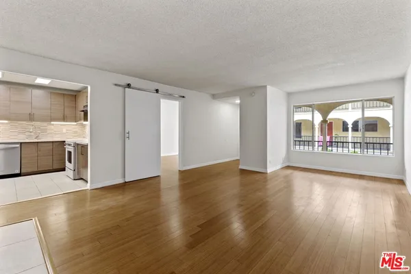 $4,150 | 1033 6th Street, Unit 203, Santa Monica, CA 90403