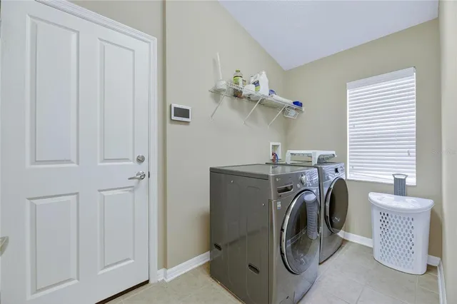 $425,000 | 424 Down Pine Drive, Seffner, FL 33584