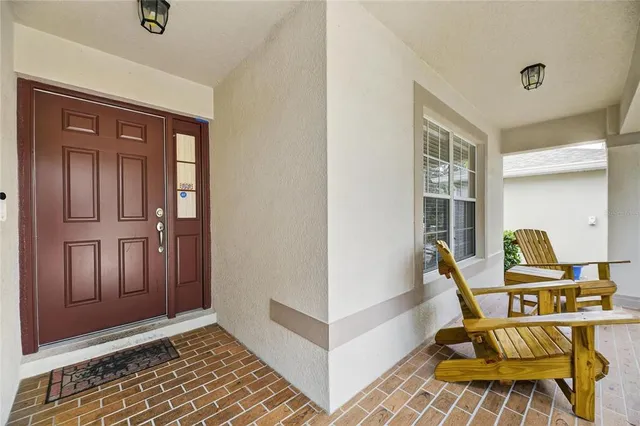 $425,000 | 424 Down Pine Drive, Seffner, FL 33584