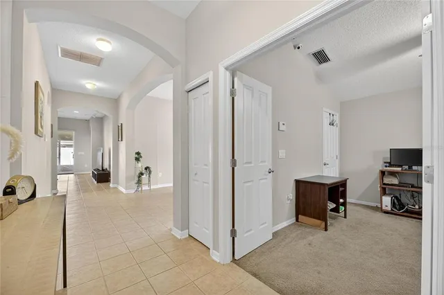 $425,000 | 424 Down Pine Drive, Seffner, FL 33584