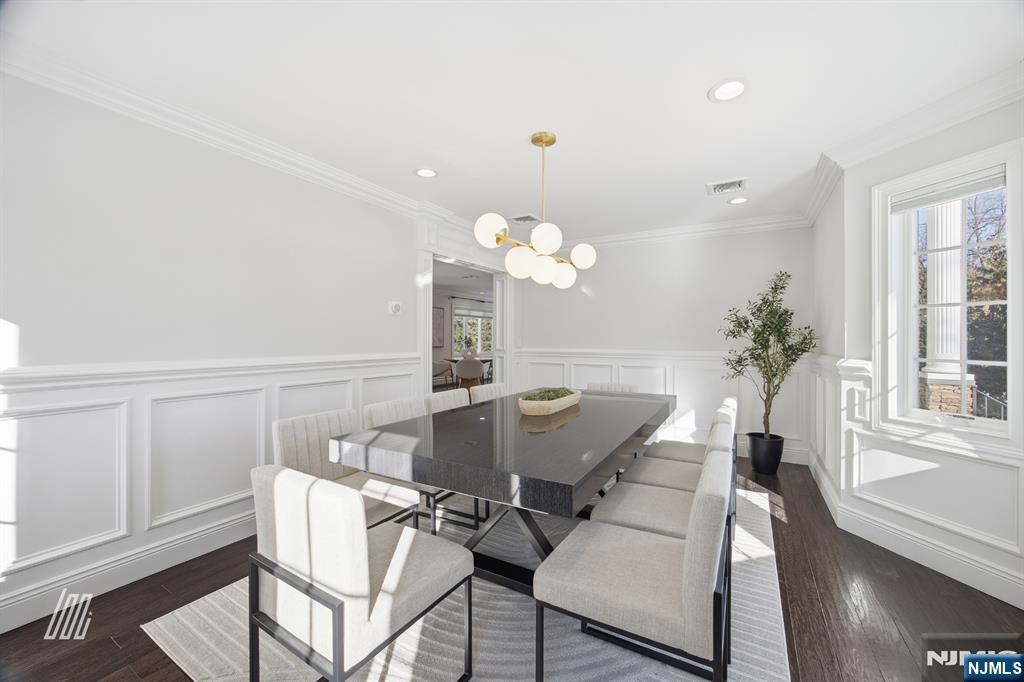 39 Drury Lane Demarest, NJ 07627 - Photo 11 of 45