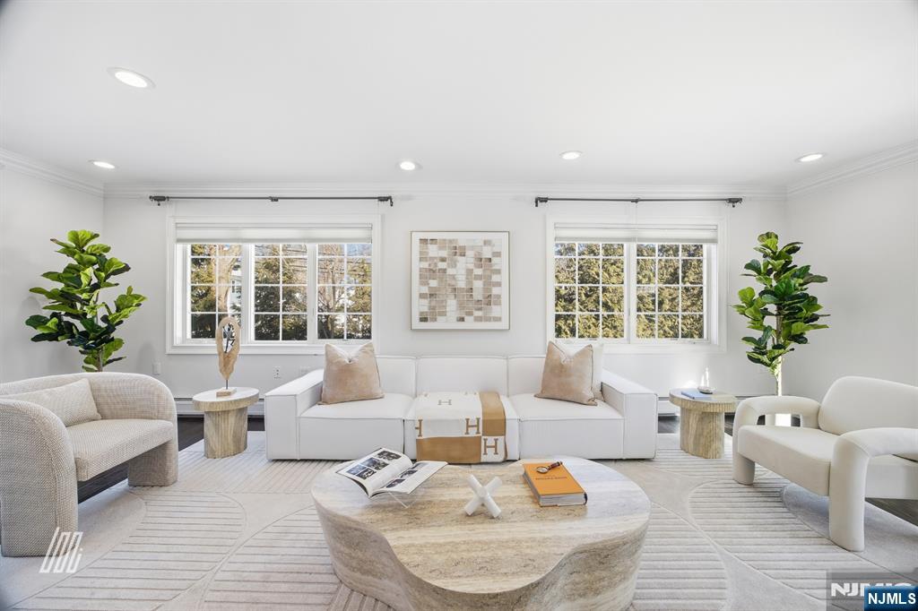 39 Drury Lane Demarest, NJ 07627 - Photo 16 of 45