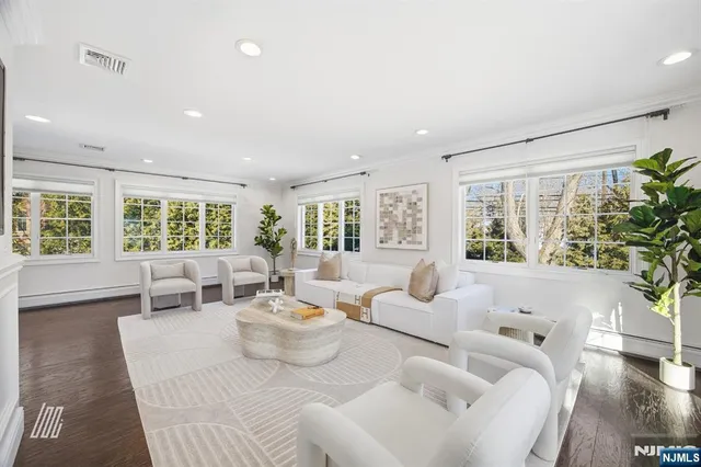 $1,690,000 | 39 Drury Lane, Demarest, NJ 07627