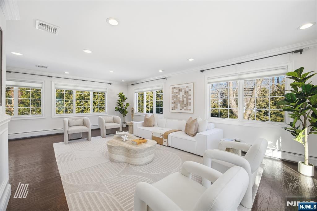 39 Drury Lane Demarest, NJ 07627 - Photo 17 of 45