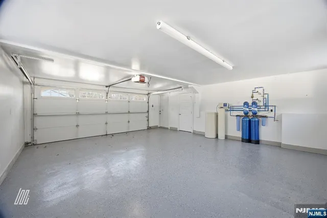 $1,690,000 | 39 Drury Lane, Demarest, NJ 07627